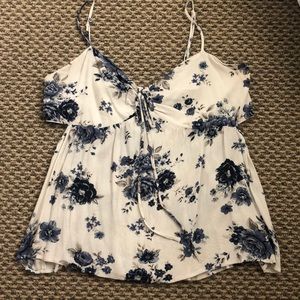 American Eagle Cut Out Top